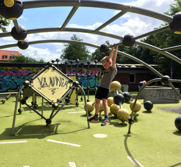Parkour klatrestativ på skovvangskolen Aarhus n