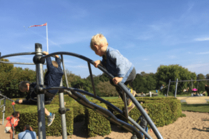Mindeparken i ferien