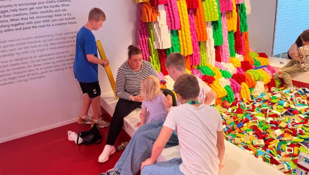 Duplo basin lego house 2025