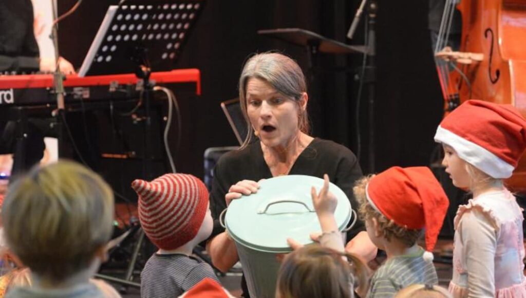 Skrallebang giver koncert i bibliotekerne i Aarhus